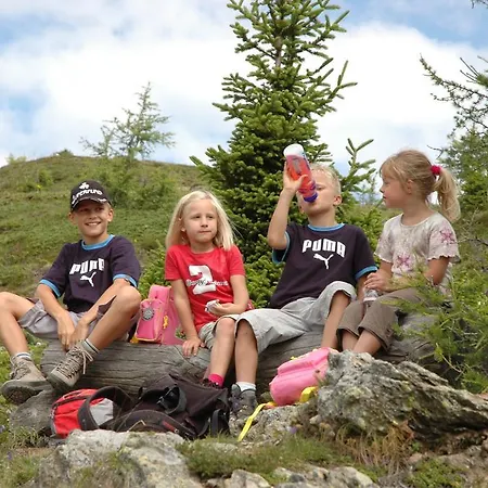 Exclusive Tassenbacherhof Strassen