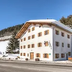 Exclusive Tassenbacherhof Apartment Strassen