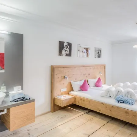 Exclusive Tassenbacherhof * Strassen