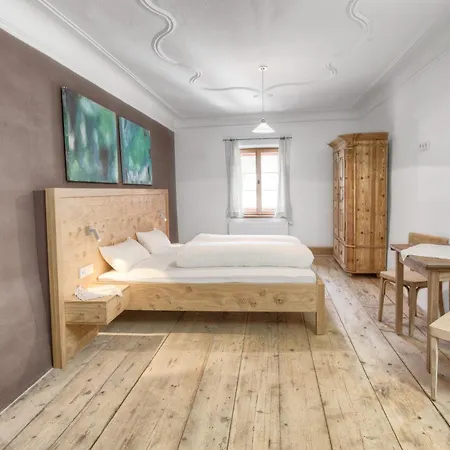 Exclusive Tassenbacherhof Apartamento Strassen